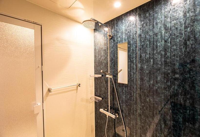 شقة غرفة واحدة, Bayside Kanaya