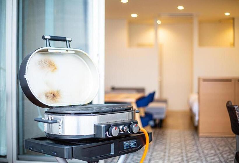 شقة غرفة واحدة, Bayside Kanaya