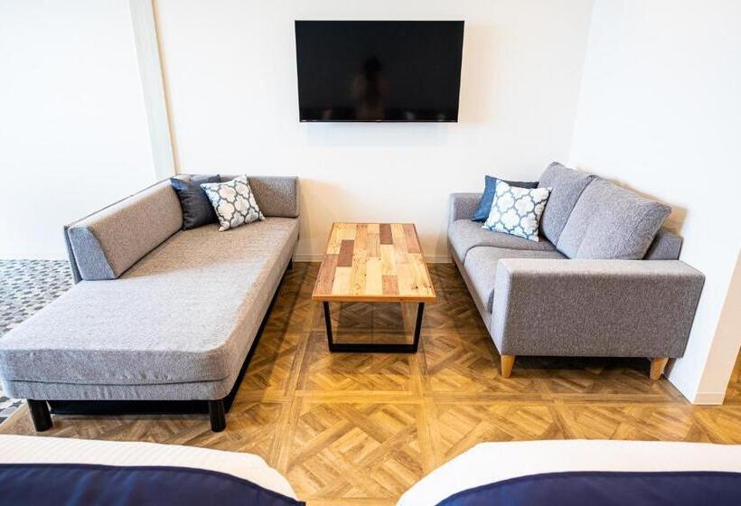 شقة غرفة واحدة, Bayside Kanaya