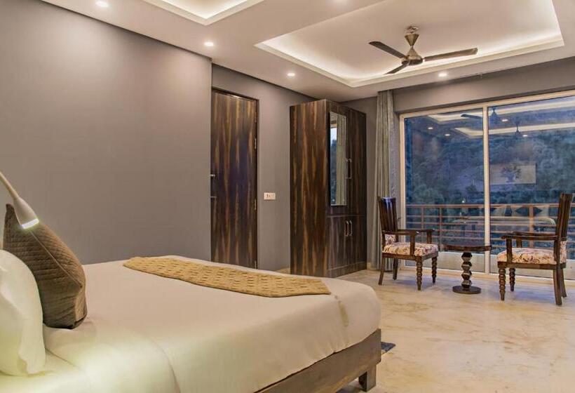 Quarto Familiar, The Lalita S Majestic Pines