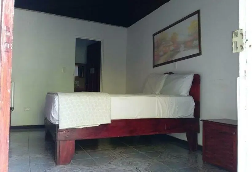 スタンダードルーム, Hostel Manuel Antonio Park Jungle