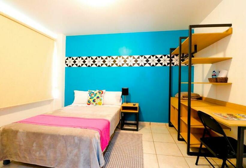 Номер Стандарт, Casa Blanca Minero