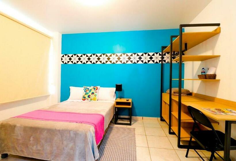 Номер Стандарт, Casa Blanca Minero