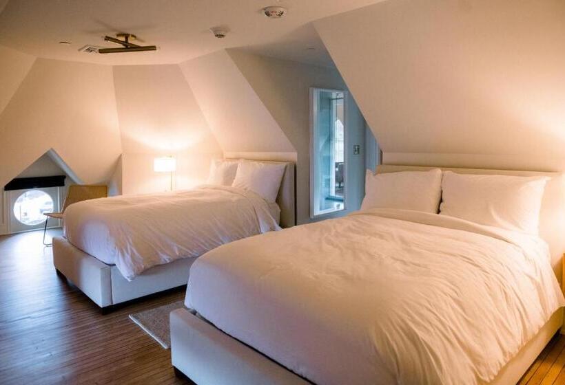 スイート, Wilbur Mansion