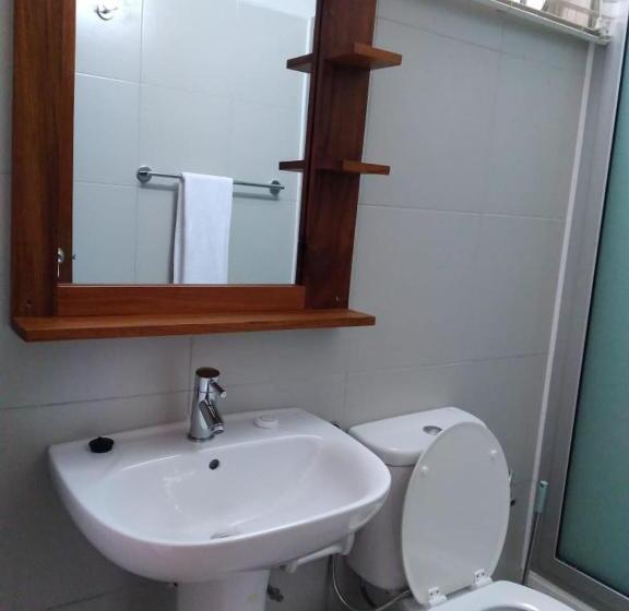 バルコニー付きデラックスルーム, Inhambane Hotel Escola