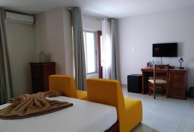 バルコニー付きデラックスルーム, Inhambane Hotel Escola