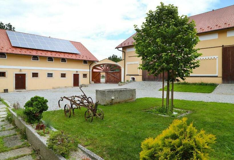 标准房带园景, Statek Selský Dvůr