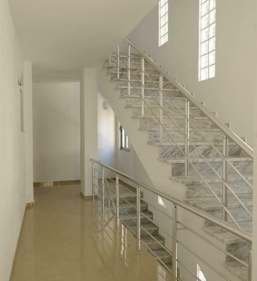 إستوديو قياسى, Piazza