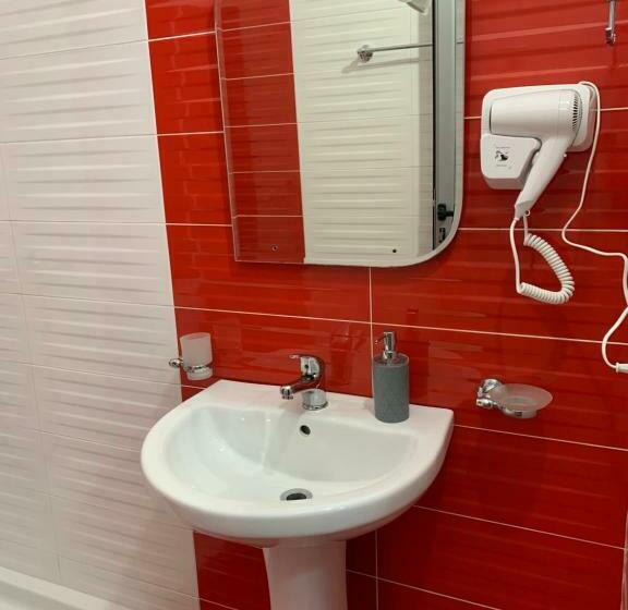 إستوديو قياسى, Piazza