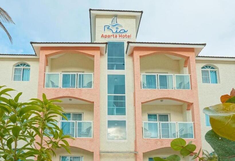 庭の見える1ベッドルームアパートメント, Ria Aparta