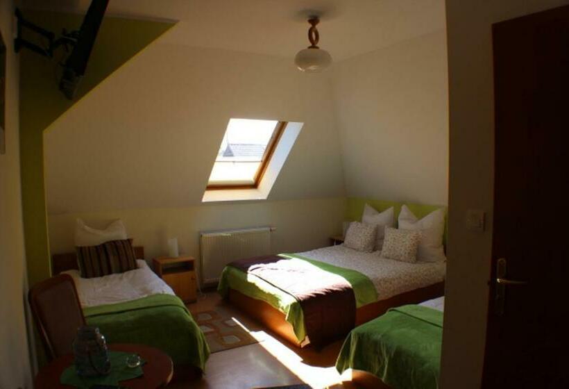 חדר סטנדרט לארבעה, Blekitna Laguna Pobierowo