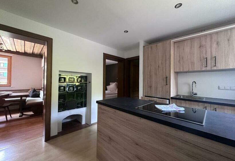 2ベッドルームアパートメント, Haus Tirol