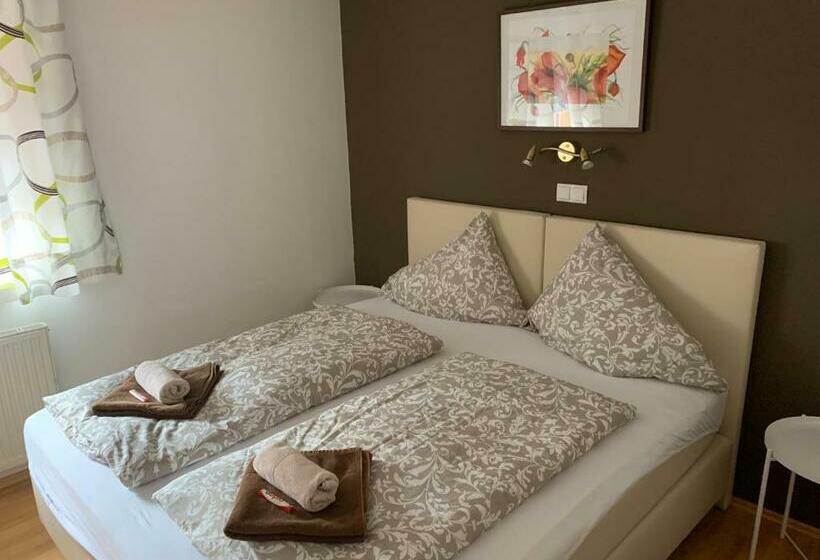 2ベッドルームアパートメント, Haus Tirol