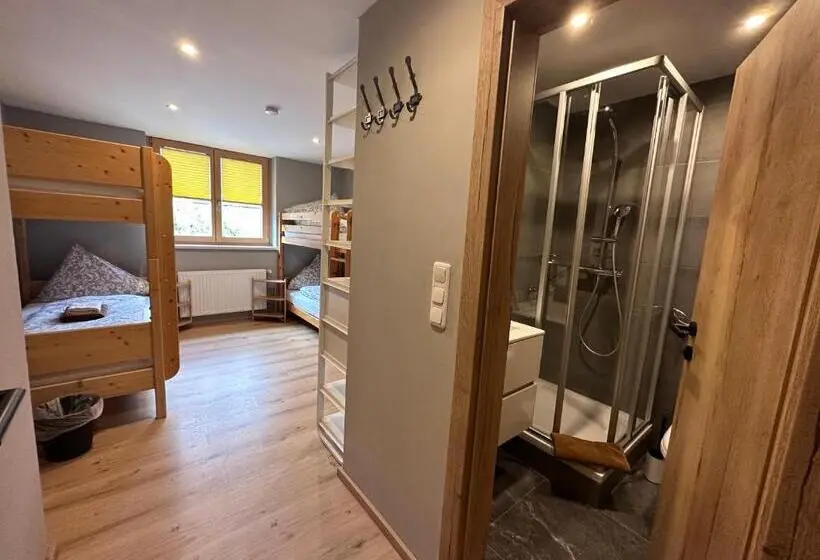 スタンダード４人部屋, Haus Tirol