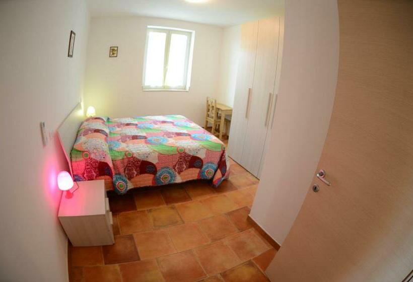 آپارتمان 1 خوابه, Agriturismo La Tortorella