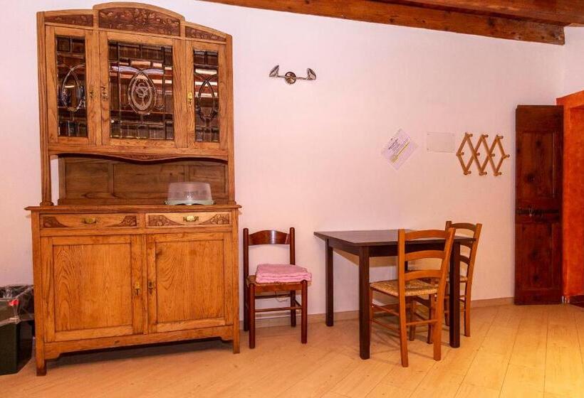 اتاق خانوادگی, La Colomba B&b