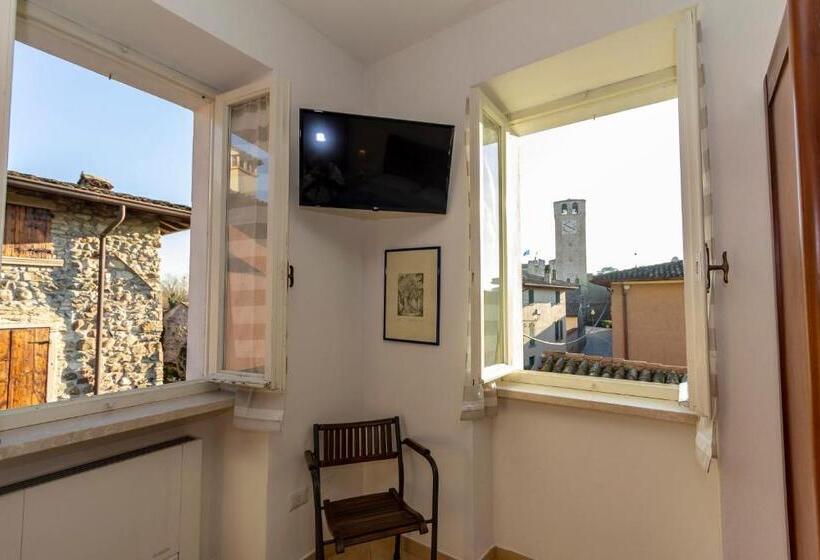 اتاق خانوادگی, La Colomba B&b