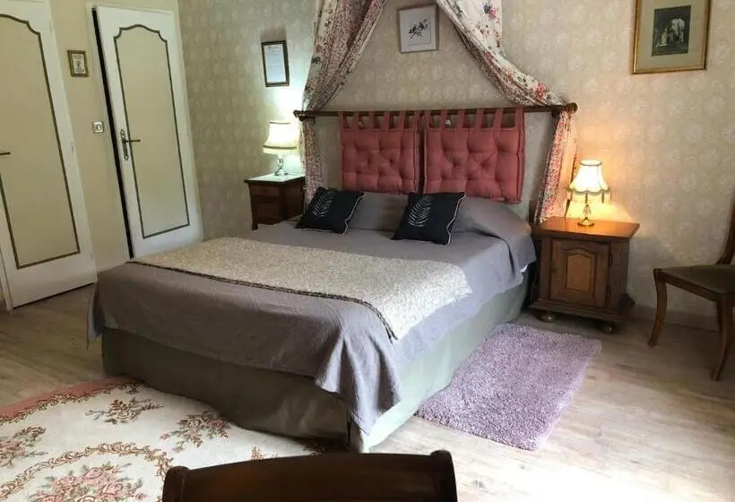 ガーデンビュースタンダードルーム, Le Logis De Vallans