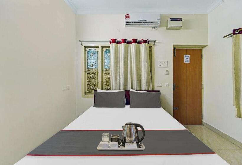 スタンダードルーム, Collection O Arn Guest House Near Chennai International Airport