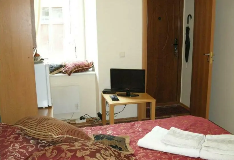 اتاق استاندارد, Guest Room In Old Town