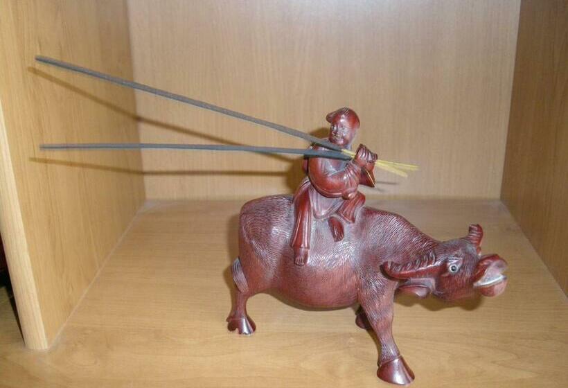 اتاق استاندارد, Guest Room In Old Town