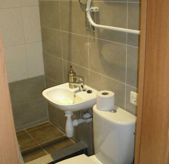 اتاق استاندارد, Guest Room In Old Town