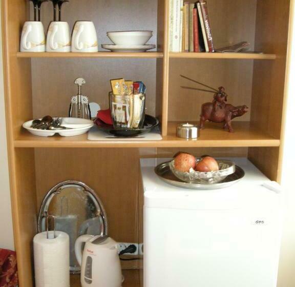 اتاق استاندارد, Guest Room In Old Town