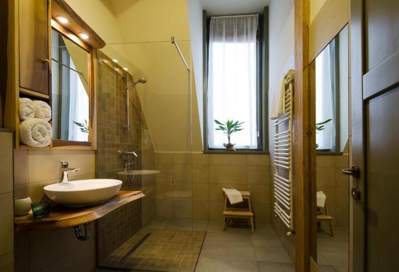 패밀리 스위트, Harmonia Mundi