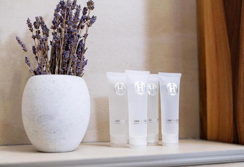 패밀리 스위트, Harmonia Mundi