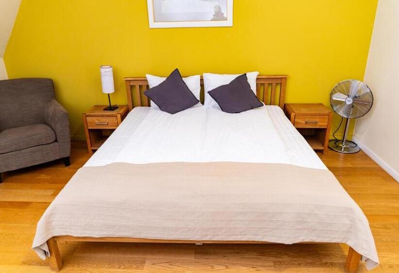 패밀리 스위트, Harmonia Mundi