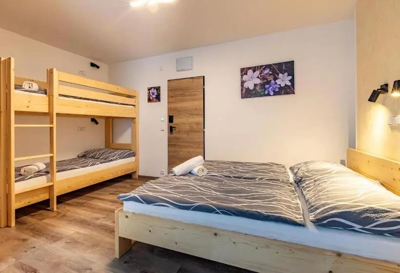 スタンダード４人部屋, Penzion Kormorán
