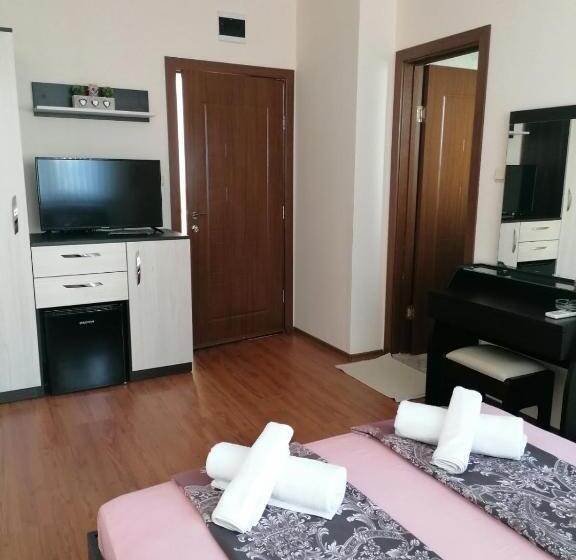 Апартаменты 1 Спальня, Villa Mareli