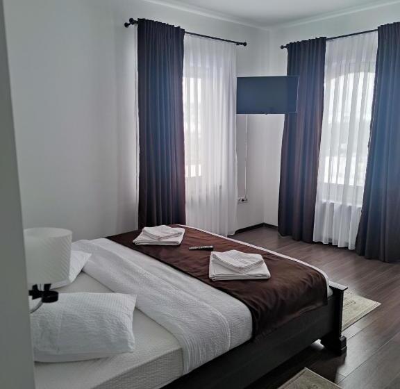 غرفة ديلوكس, Pensiunea Tincu