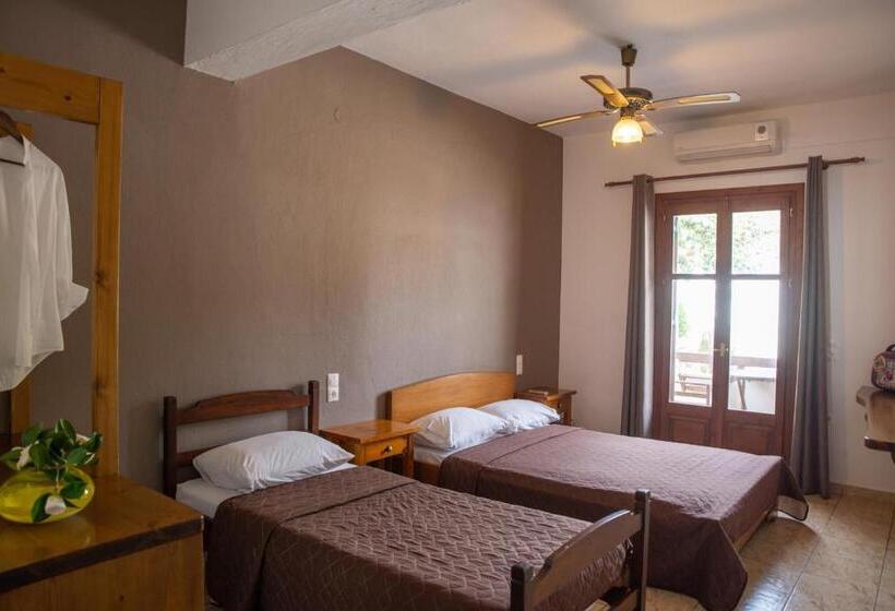 Номер Стандарт Трехместный, Cleopatra