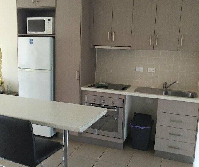침실 1개 아파트, Airlie Central Apartments