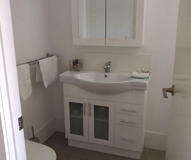 1ベッドルームアパートメント, Airlie Central Apartments