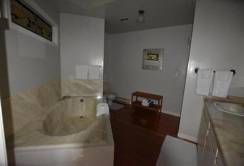 高级家庭房间, Ocean Wilderness Inn