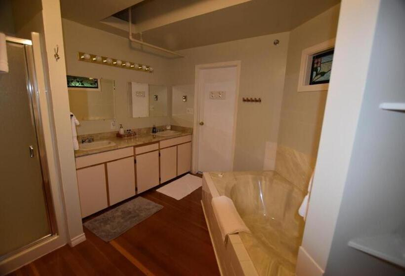 高级家庭房间, Ocean Wilderness Inn