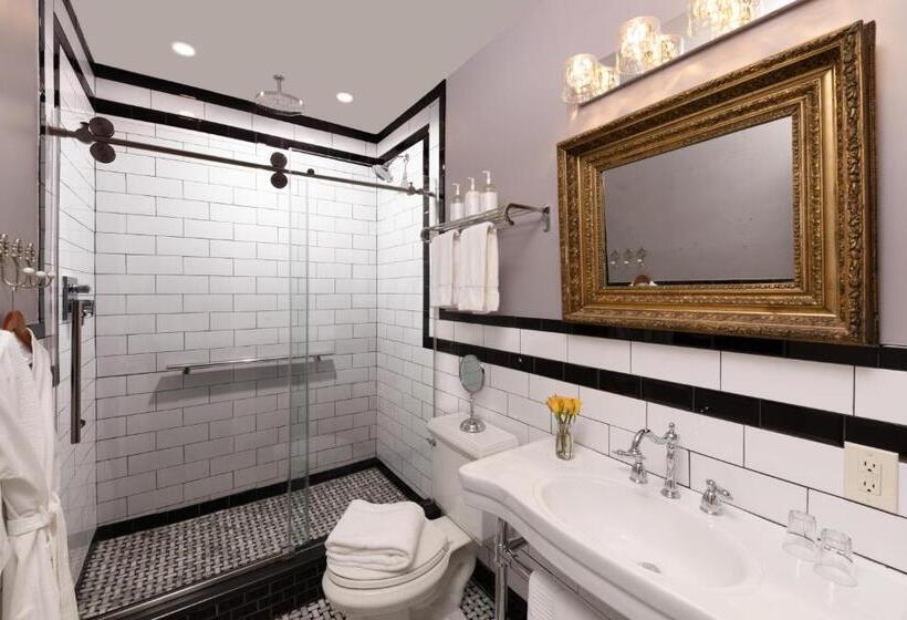 غرفة ديلوكس, Rosemont Inn