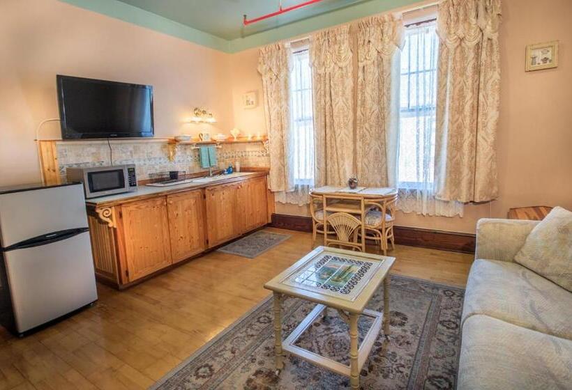 Suite Deluxe, Edgewater