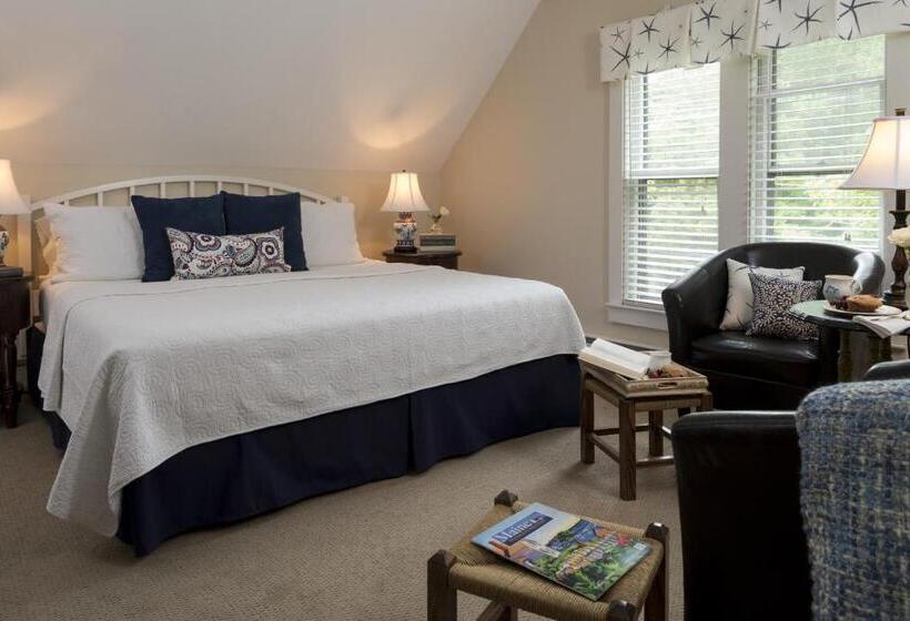 Люкс 2 Спальни, Brewster House Bed & Breakfast