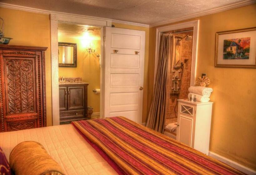 Suite Queen Bed, Casa De Solana Bed And Breakfast