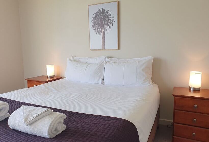 آپارتمان لوکس 1 خوابه, Central Shepparton Apartments