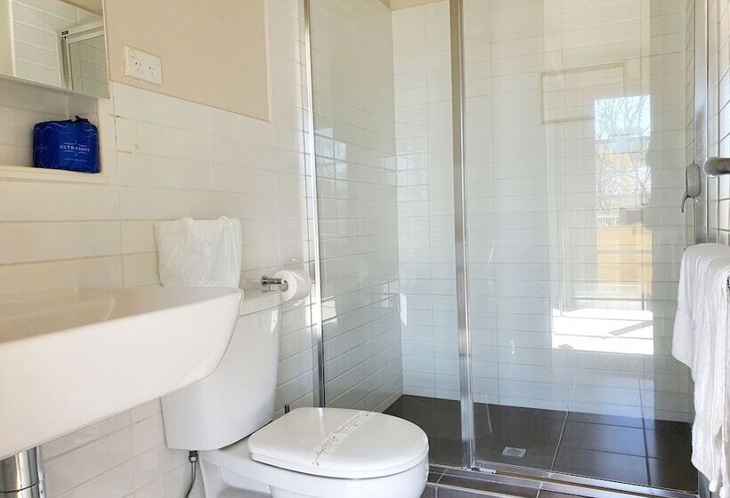 آپارتمان لوکس 1 خوابه, Central Shepparton Apartments