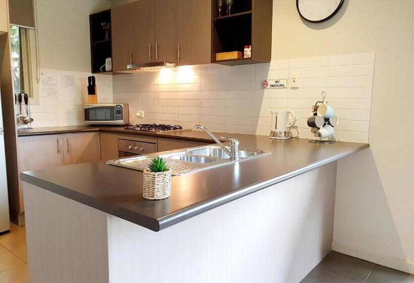 آپارتمان 1 خوابه, Central Shepparton Apartments