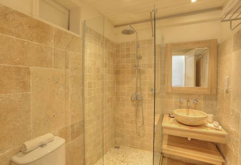 اتاق سوپریور با چشمانداز دریا, Cocotiers Hotel – Rodrigues