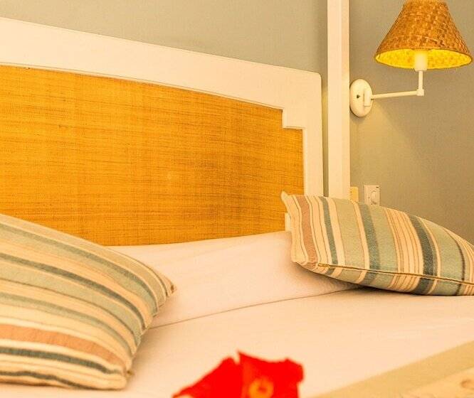 اتاق سوپریور با چشمانداز دریا, Cocotiers Hotel – Rodrigues