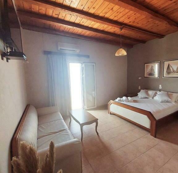 Номер Deluxe Вид на Море с Балконом, Agia Roumeli