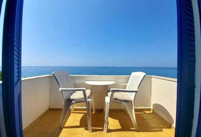 חדר דלוקס עם מרפסת נוף לים, Agia Roumeli