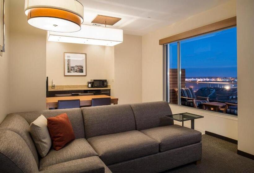 キングサイズベッドのスイートルーム, Hyatt Place Portland Old Port